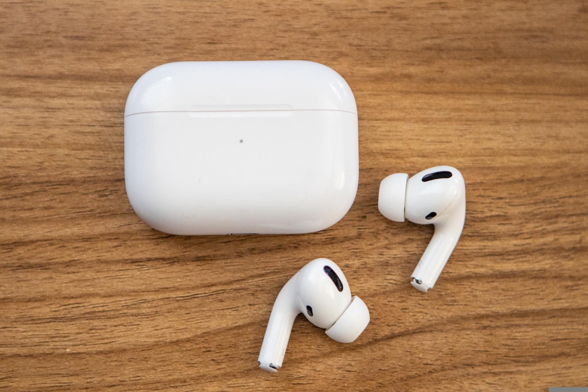 AirPods Case Not Charging To 100 %